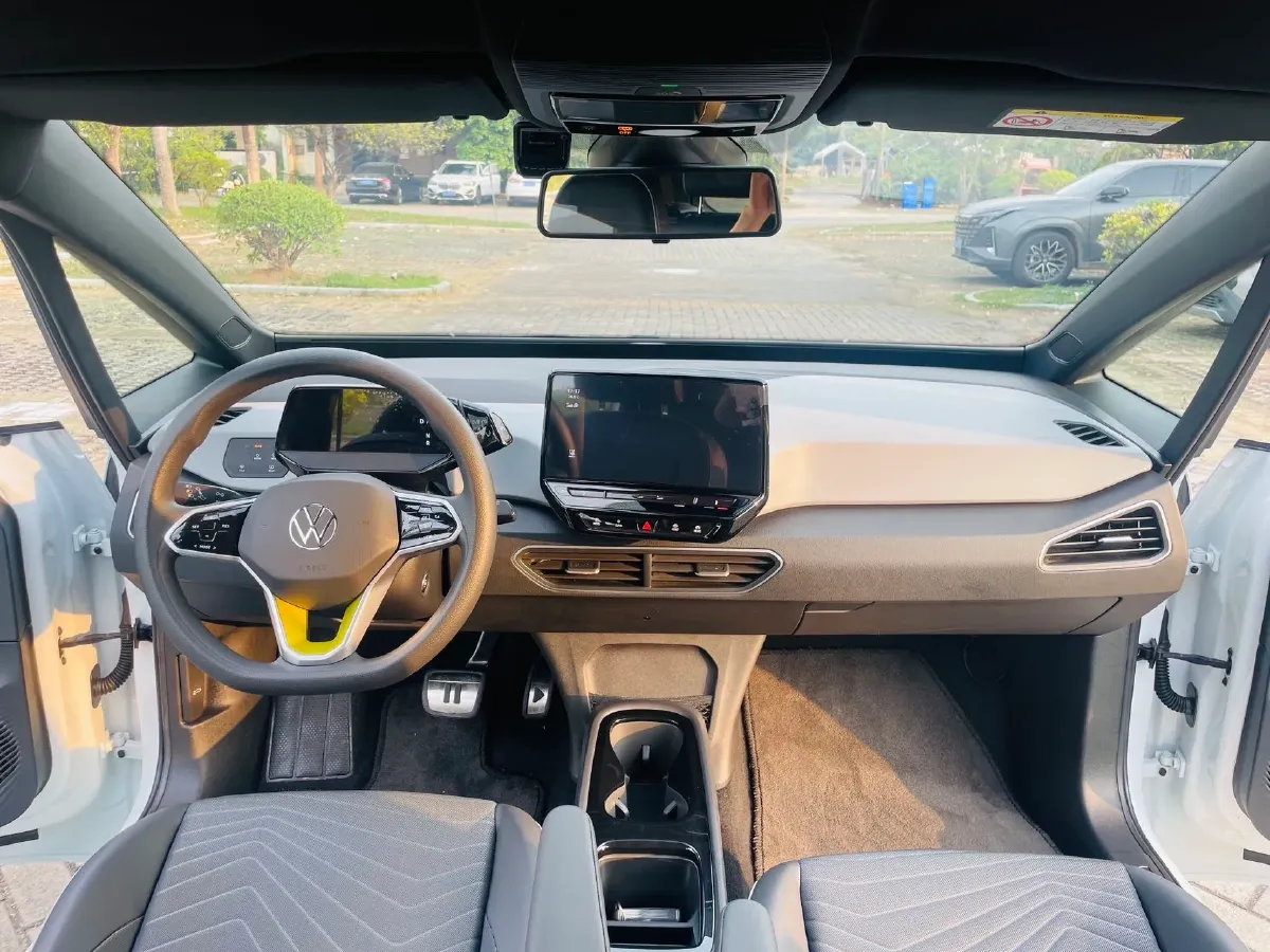 2023 Volkswagen ID.3 BEV 52.8KWH,autocango,china used car exporter,china ev exporter,chinese used car exporter,chinese used ev exporter