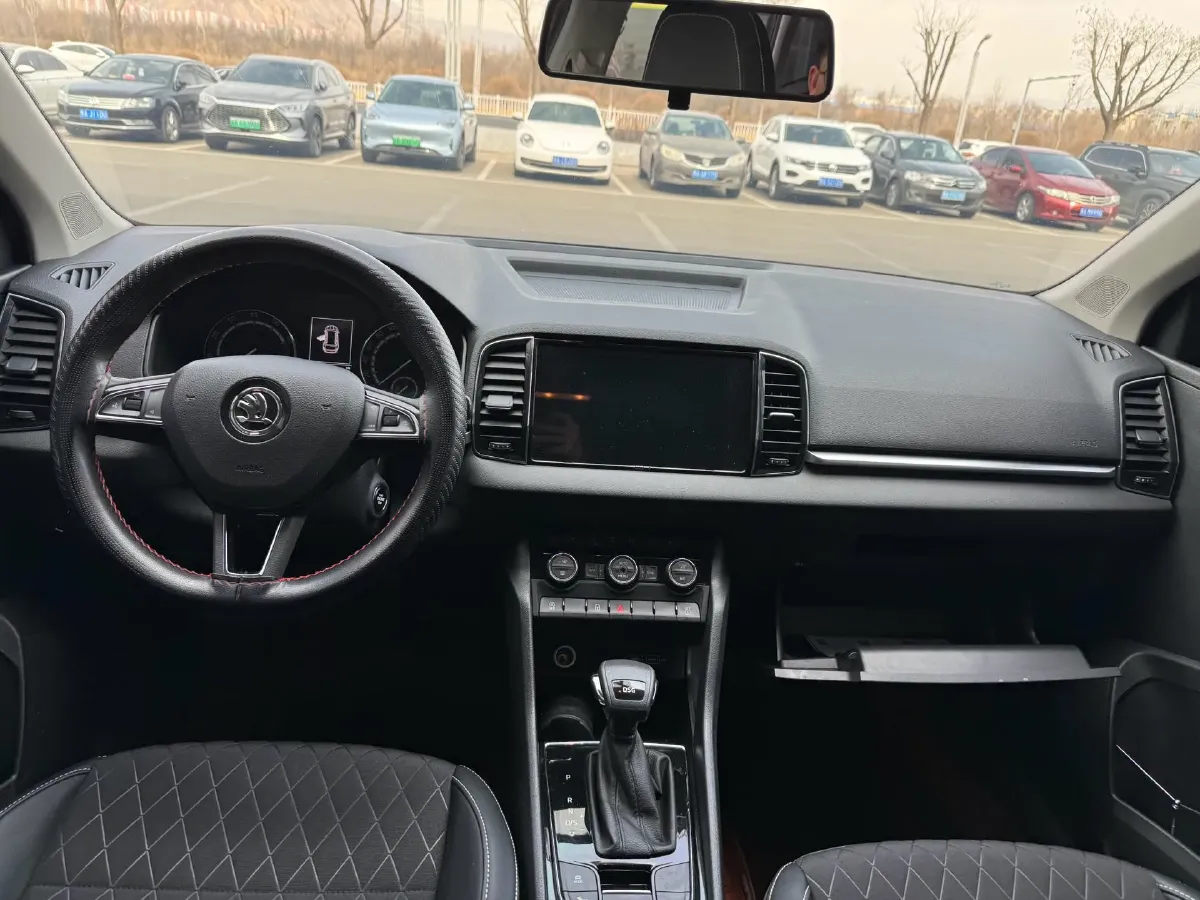 2020 Skoda Karoq 1.4T 150HP L4 7DCT,autocango,china used car exporter,china ev exporter,chinese used car exporter,chinese used ev exporter