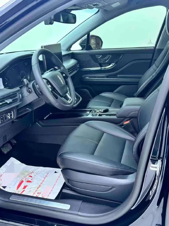 2021 Lincoln Corsair 2.0T 245HP L4 8AT,autocango,china used car exporter,china ev exporter,chinese used car exporter,chinese used ev exporter