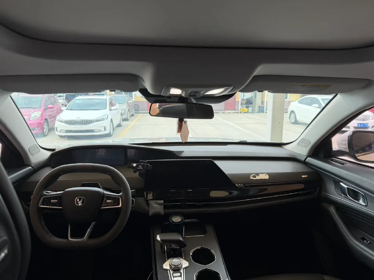 2023 ChangAn UNI-K 2.0T 233HP L4 8AT,autocango,china used car exporter,china ev exporter,chinese used car exporter,chinese used ev exporter