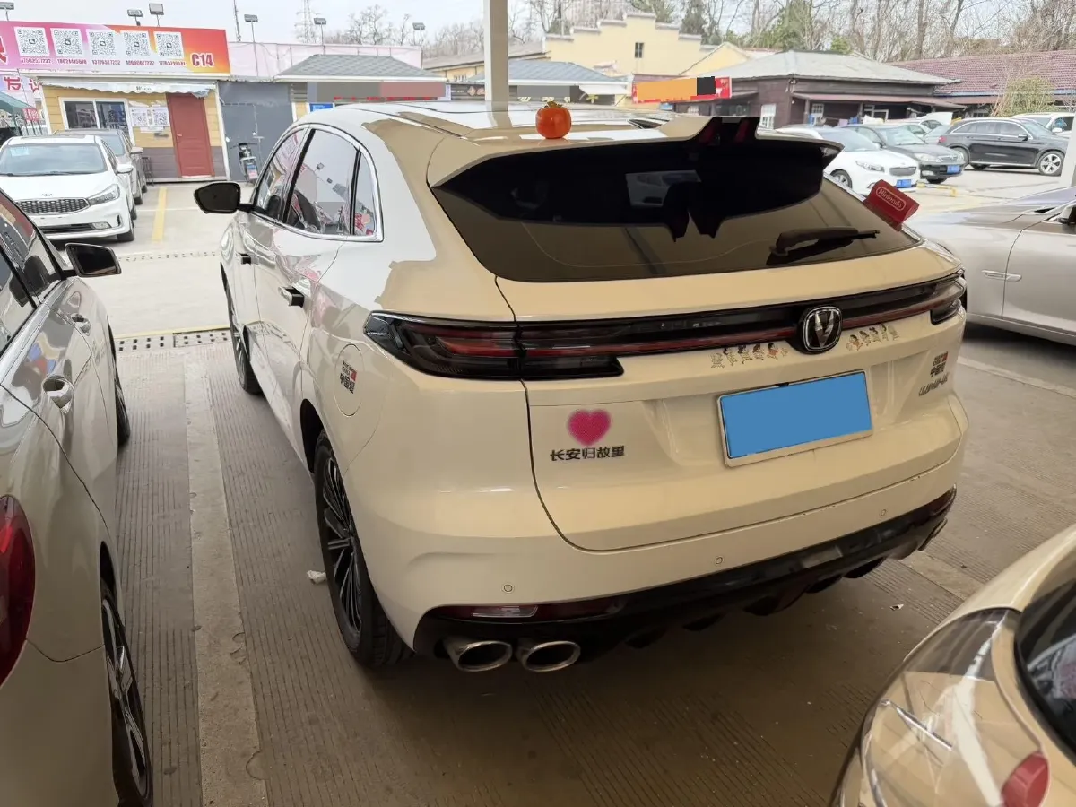 2023 ChangAn UNI-K 2.0T 233HP L4 8AT,autocango,china used car exporter,china ev exporter,chinese used car exporter,chinese used ev exporter