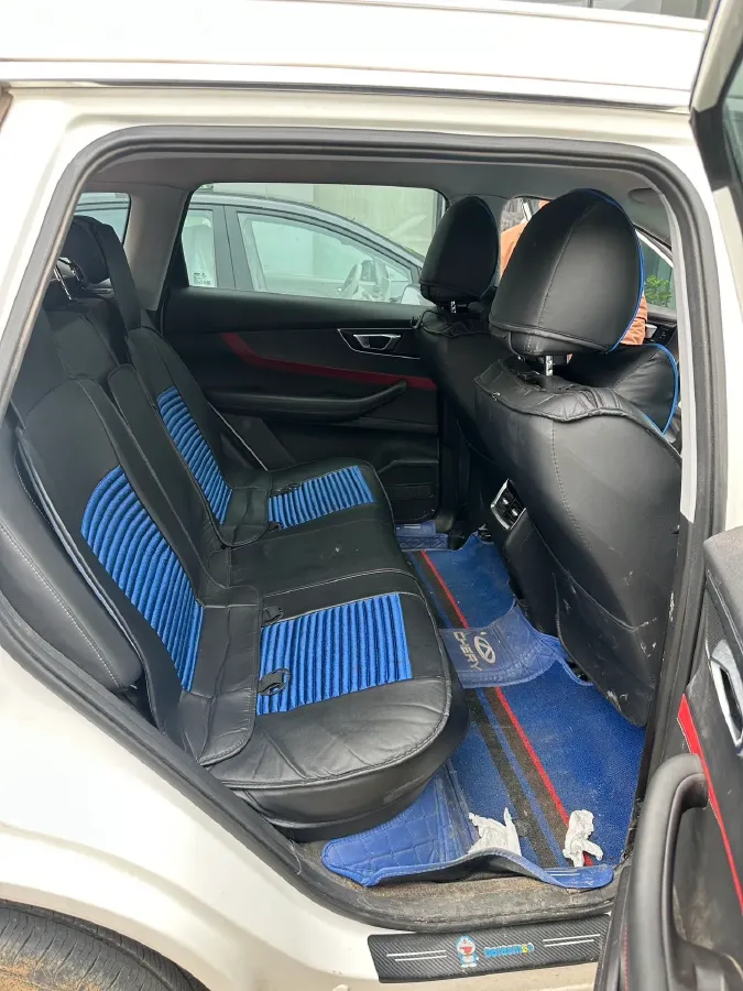 2020 Chery Tiggo 7 1.5T 156HP L4 6MT,autocango,china used car exporter,china ev exporter,chinese used car exporter,chinese used ev exporter