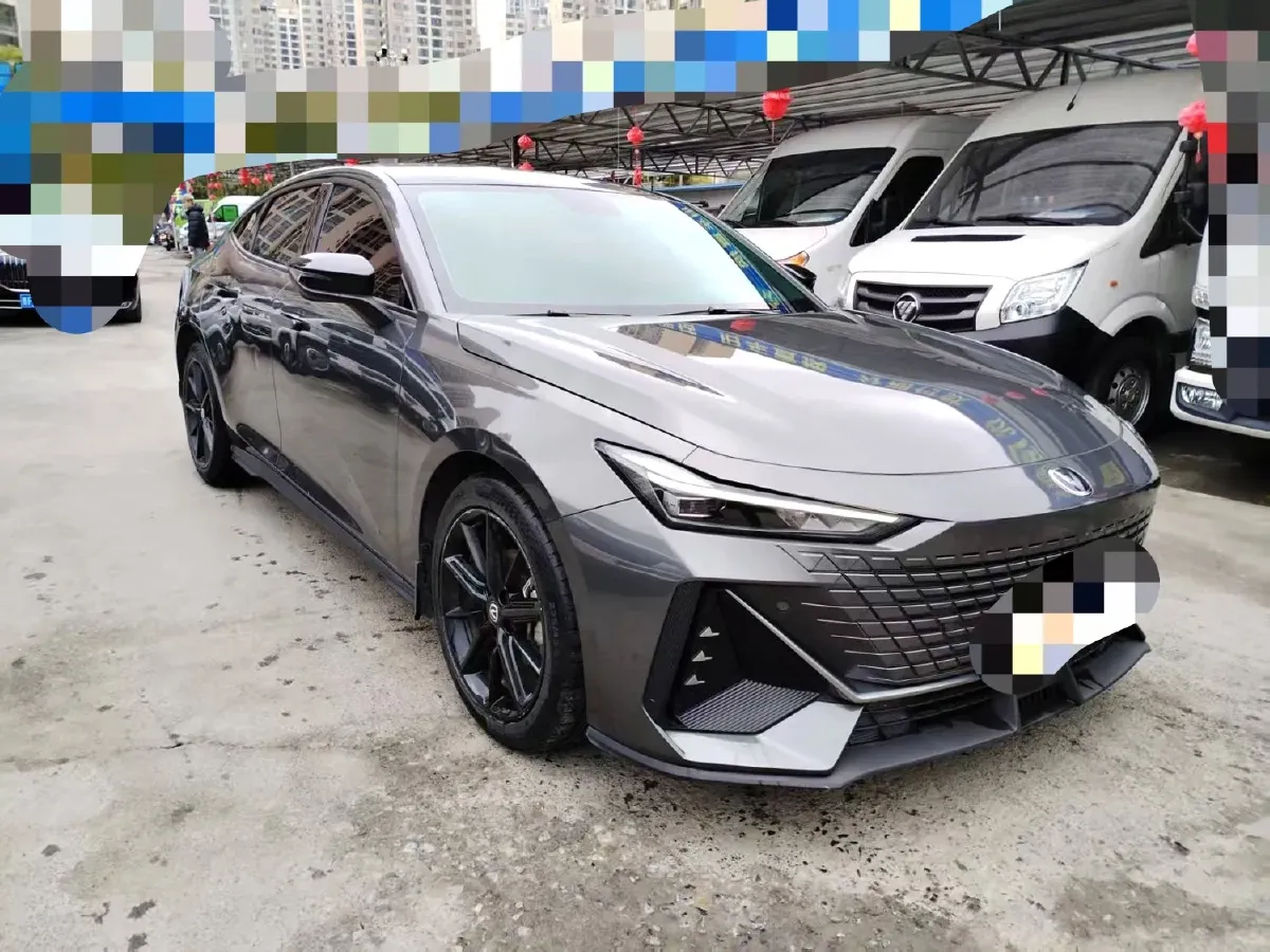 2022 ChangAn UNI-V 1.5T 188HP L4 7DCT,autocango,china used car exporter,china ev exporter,chinese used car exporter,chinese used ev exporter