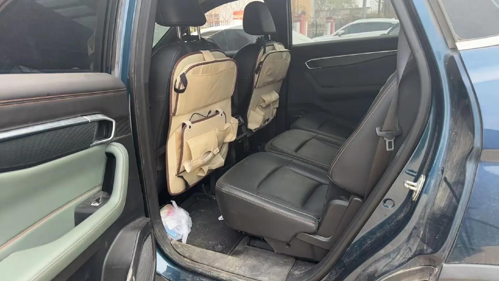 2023 Geely Okavango L 2.0T 218HP L4 7DCT,autocango,china used car exporter,china ev exporter,chinese used car exporter,chinese used ev exporter