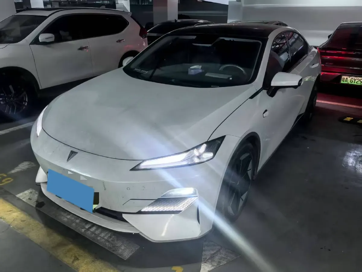 2022 DongFeng Forthing LingZhi EV BEV 68.4KWH,autocango,china used car exporter,china ev exporter,chinese used car exporter,chinese used ev exporter