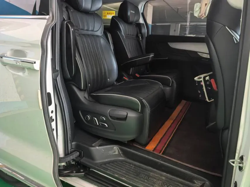 2021 Roewe iMAX8 2.0T 234HP L4 8AT,autocango,china used car exporter,china ev exporter,chinese used car exporter,chinese used ev exporter