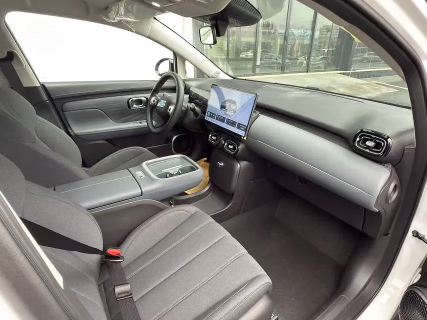 2025 Aion AION UT BEV,autocango,china used car exporter,china ev exporter,chinese used car exporter,chinese used ev exporter