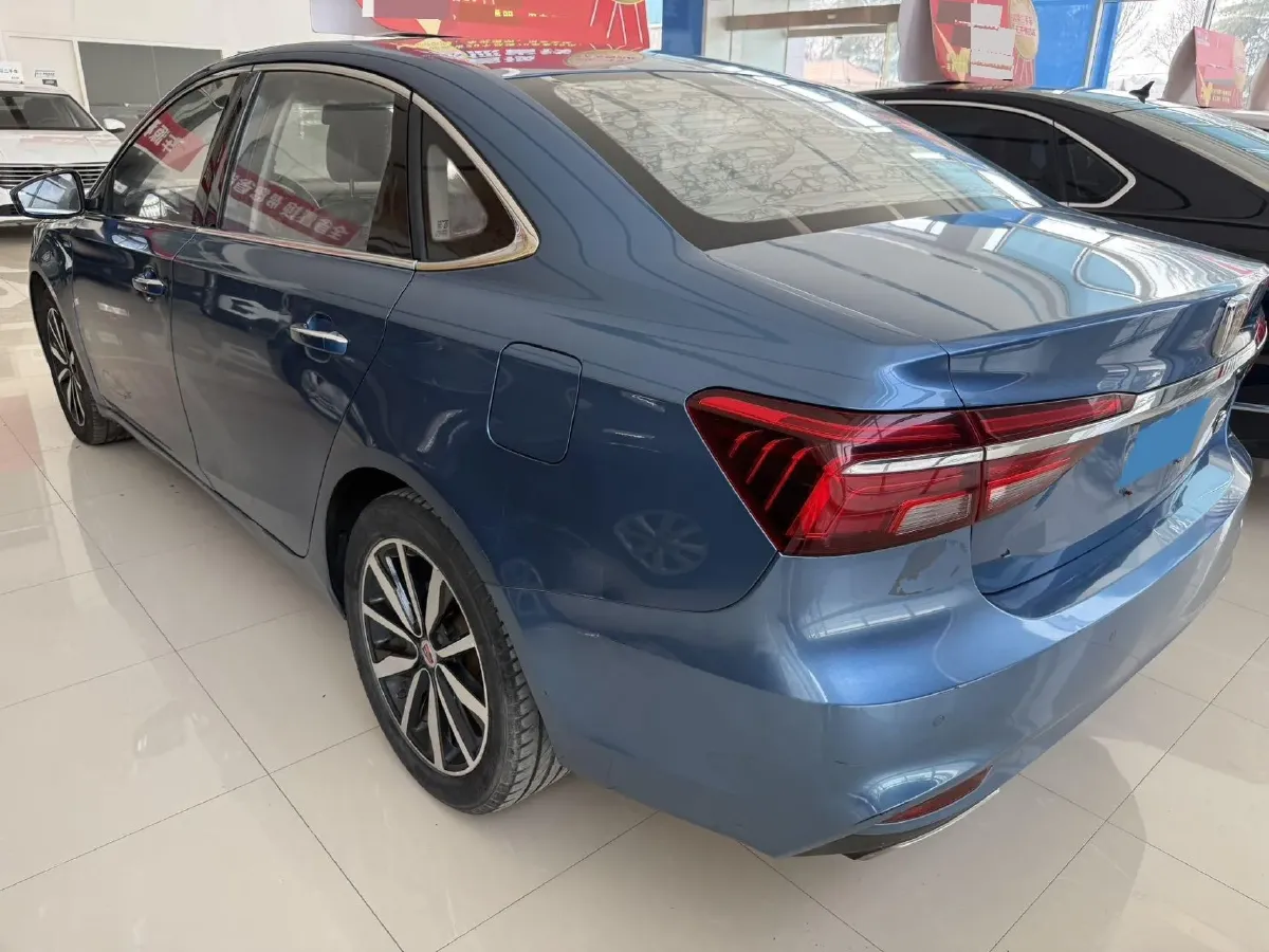 2017 Roewe i6 1.5T 169HP L4 7DCT,autocango,china used car exporter,china ev exporter,chinese used car exporter,chinese used ev exporter