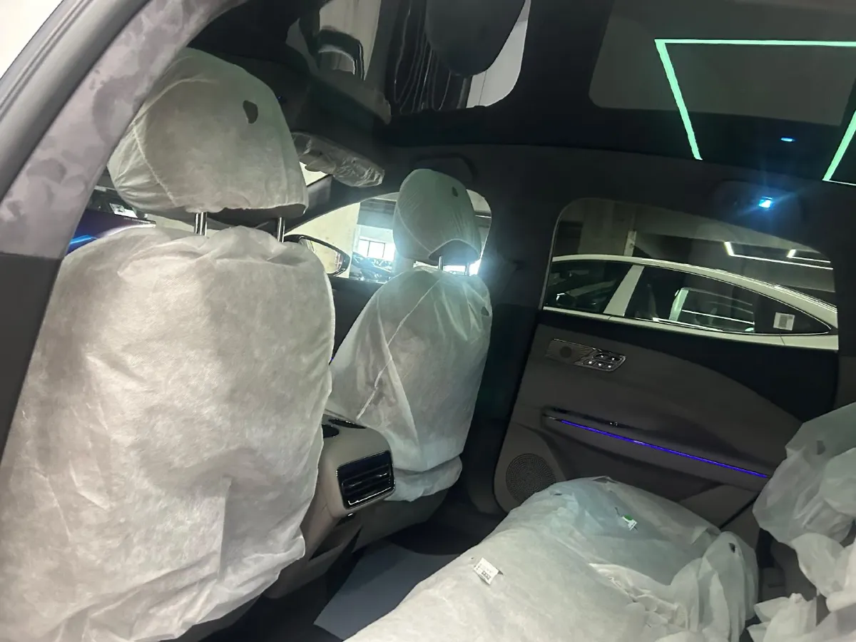 2025 Geely Galaxy Starshine 8 1.5L 112HP L4 1DHT PHEV,autocango,china used car exporter,china ev exporter,chinese used car exporter,chinese used ev exporter