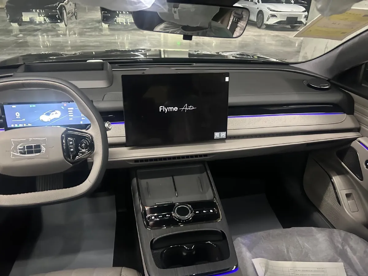 2025 Geely Galaxy Starshine 8 1.5L 112HP L4 1DHT PHEV,autocango,china used car exporter,china ev exporter,chinese used car exporter,chinese used ev exporter