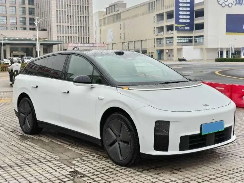 2025 Li i6 BEV,autocango,china used car exporter,china ev exporter,chinese used car exporter,chinese used ev exporter
