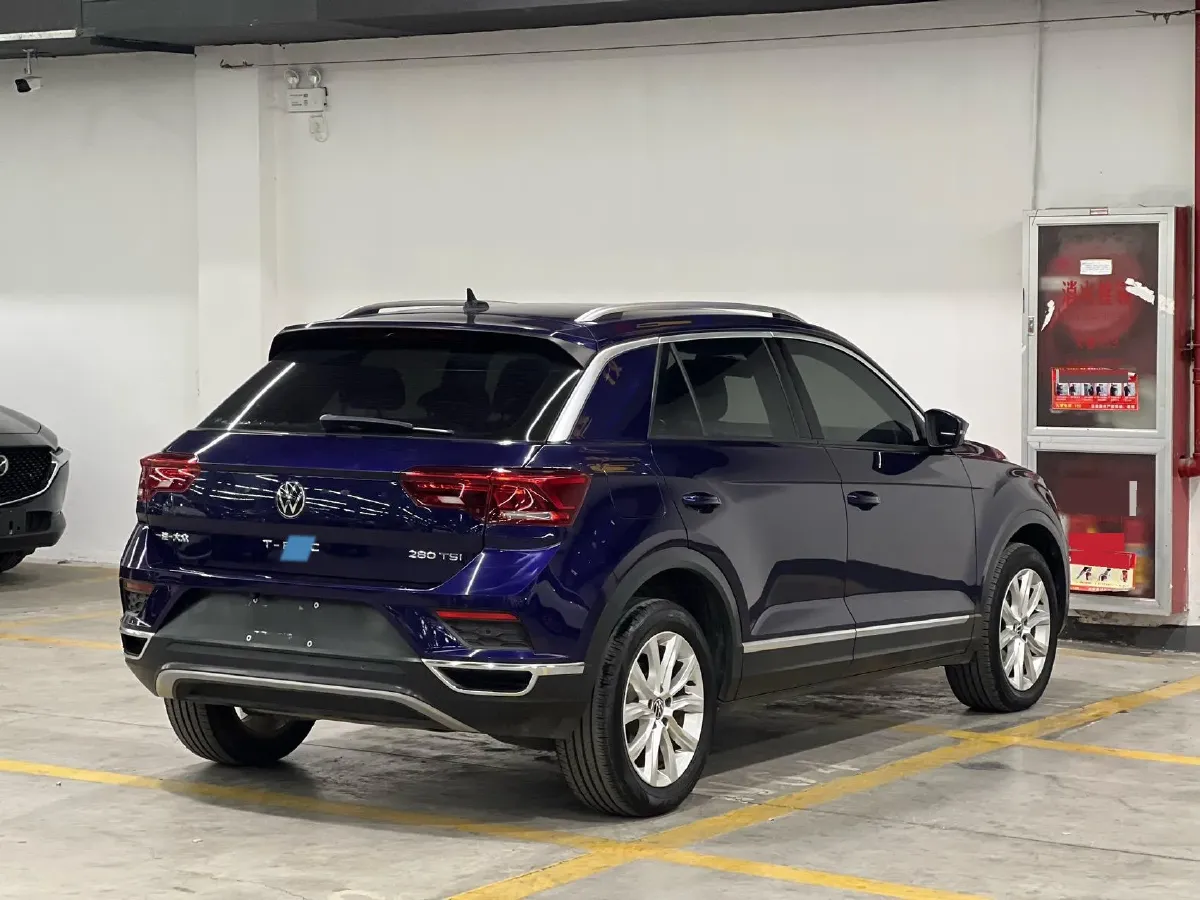 2021 Volkswagen T-Roc 1.4T 150HP L4 7DCT,autocango,china used car exporter,china ev exporter,chinese used car exporter,chinese used ev exporter