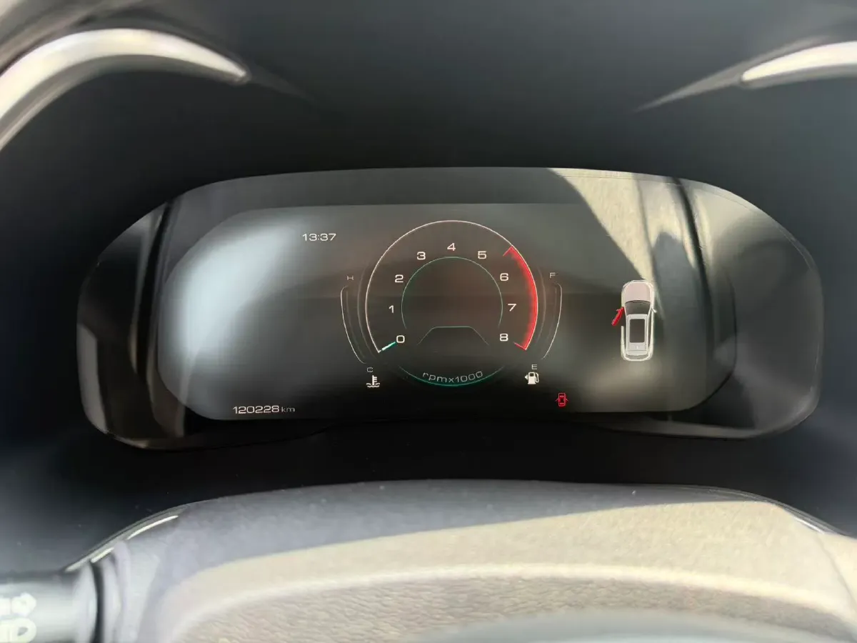 2021 WEY VV6 2.0T 227HP L4 7DCT,autocango,china used car exporter,china ev exporter,chinese used car exporter,chinese used ev exporter