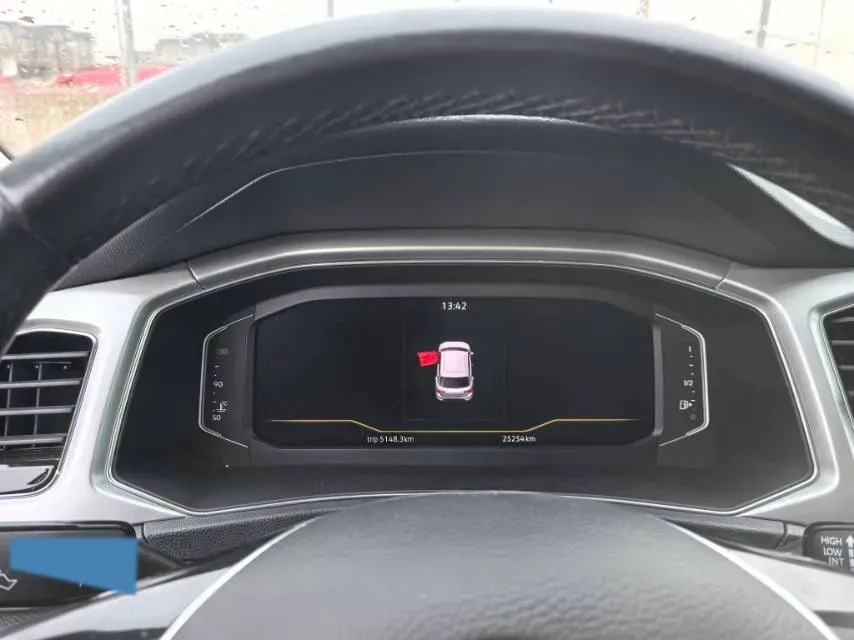 2022 Volkswagen T-Roc 1.4T 150HP L4 7DCT,autocango,china used car exporter,china ev exporter,chinese used car exporter,chinese used ev exporter