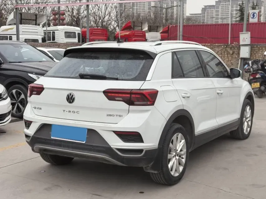 2022 Volkswagen T-Roc 1.4T 150HP L4 7DCT,autocango,china used car exporter,china ev exporter,chinese used car exporter,chinese used ev exporter