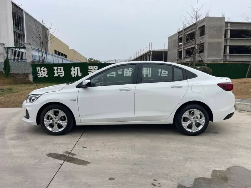2022 Chevrolet Monza 1.5L 113HP L4 6AT,autocango,china used car exporter,china ev exporter,chinese used car exporter,chinese used ev exporter
