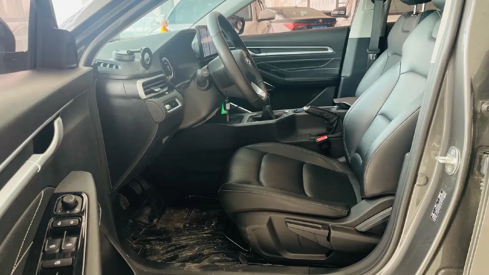 2023 Geely Emgrand 1.5L 127HP L4 5MT,autocango,china used car exporter,china ev exporter,chinese used car exporter,chinese used ev exporter