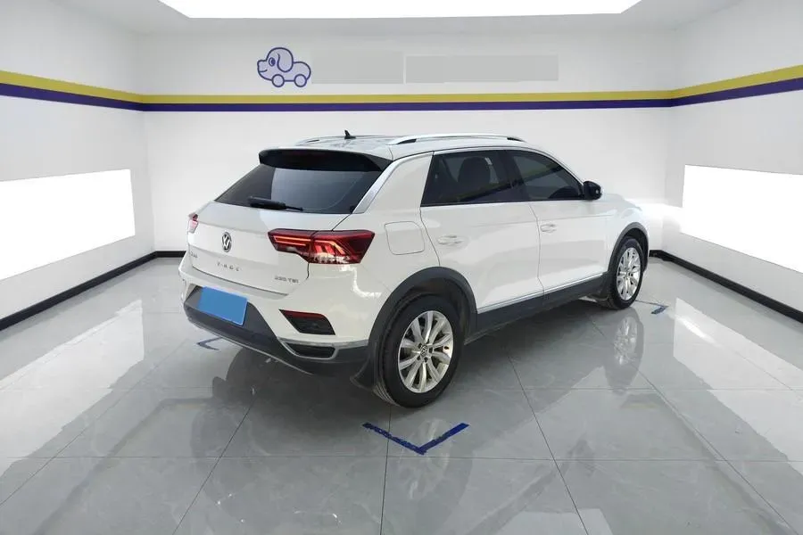 2022 Volkswagen T-Roc 1.4T 150HP L4 7DCT,autocango,china used car exporter,china ev exporter,chinese used car exporter,chinese used ev exporter