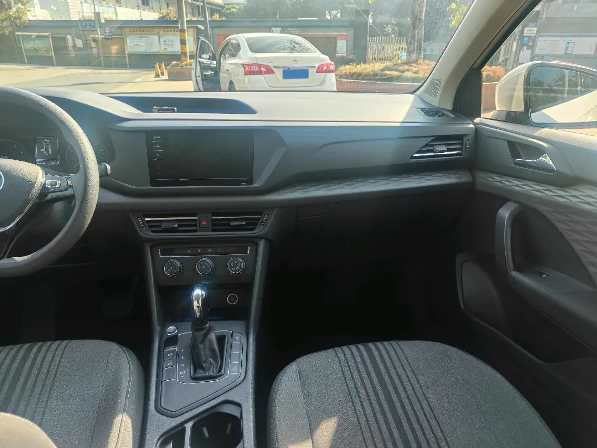 2021 Volkswagen Tharu 1.4T 150HP L4 7DCT,autocango,china used car exporter,china ev exporter,chinese used car exporter,chinese used ev exporter