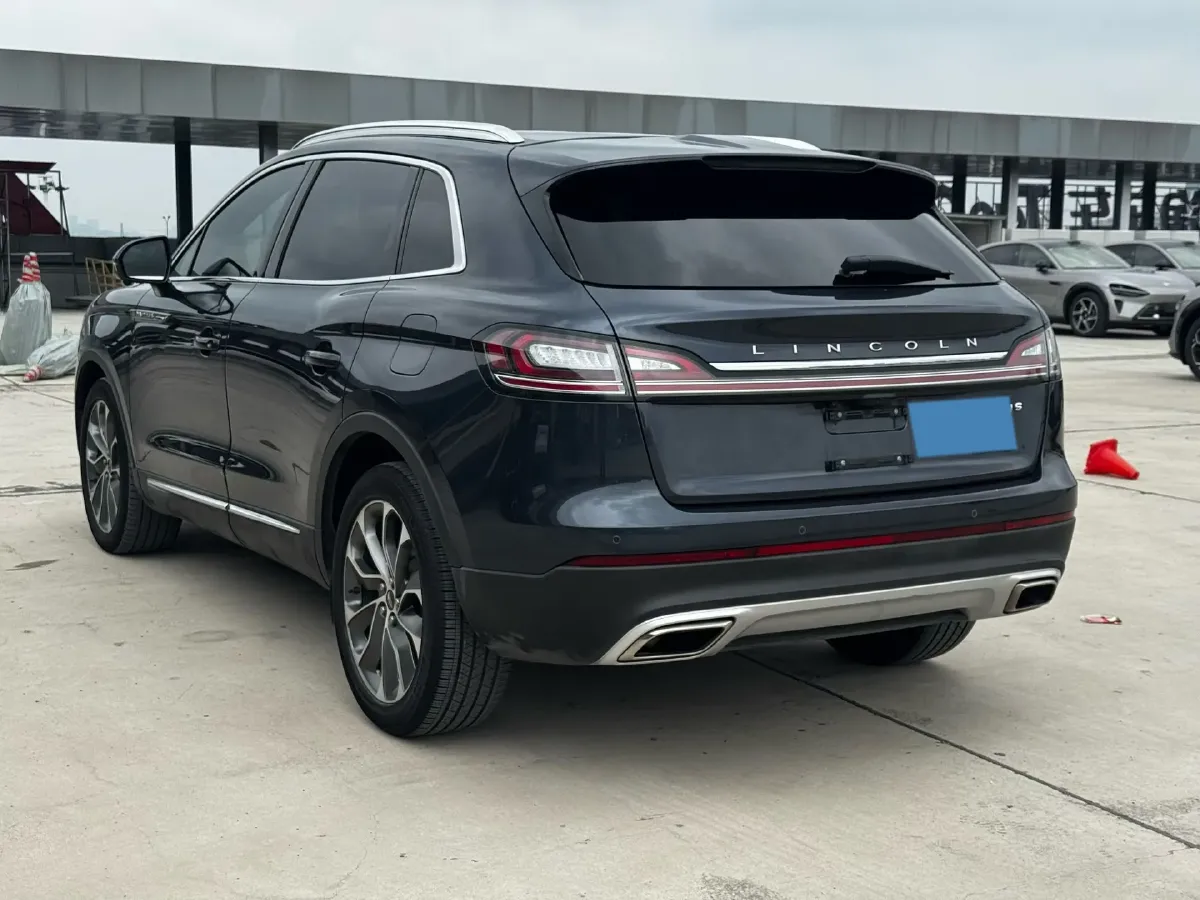 2021 Lincoln Nautilus 2.0T 245HP L4 8AT,autocango,china used car exporter,china ev exporter,chinese used car exporter,chinese used ev exporter