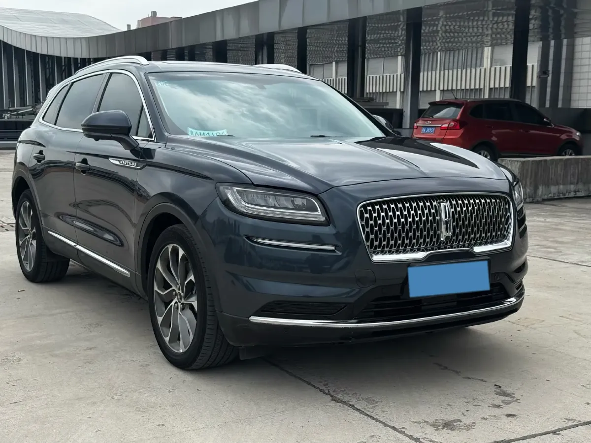 2021 Lincoln Nautilus 2.0T 245HP L4 8AT,autocango,china used car exporter,china ev exporter,chinese used car exporter,chinese used ev exporter