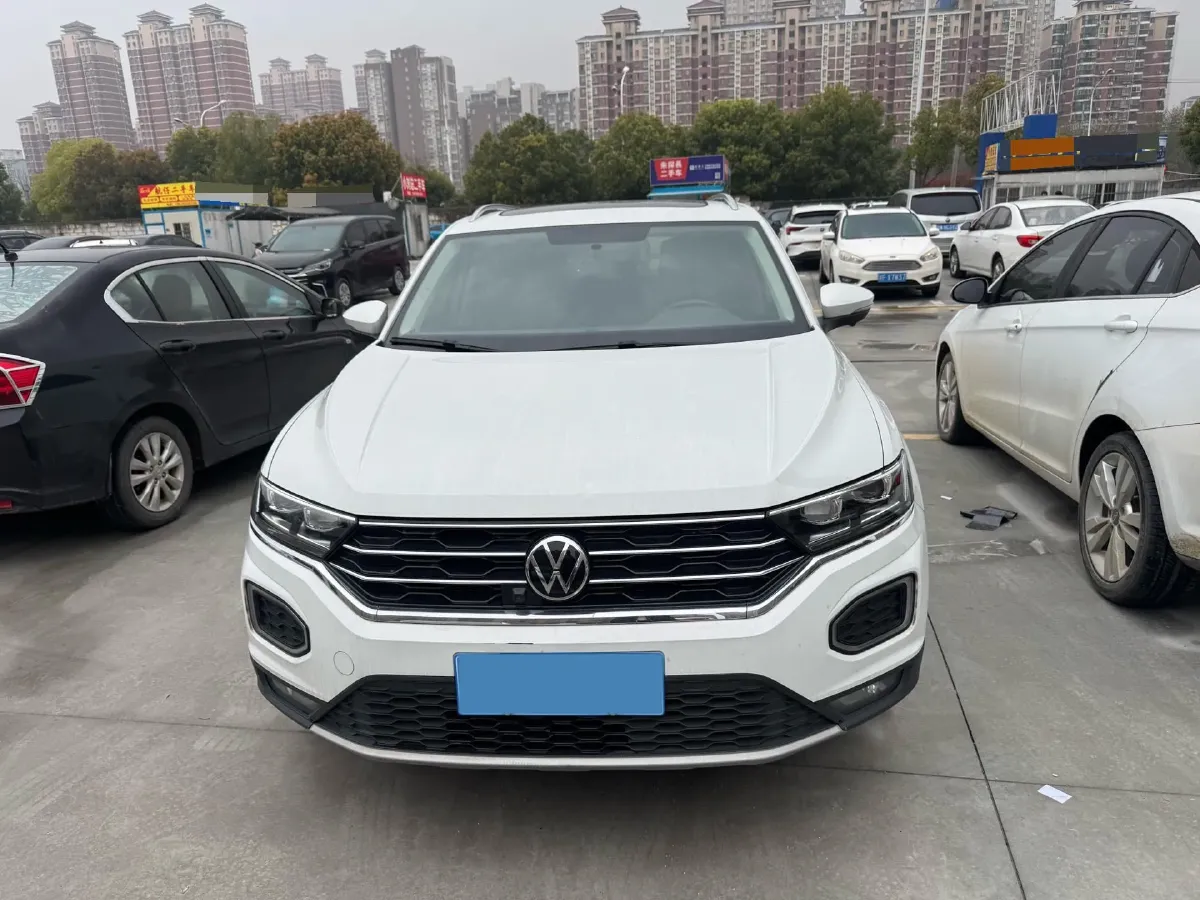 2021 Volkswagen T-Roc 1.4T 150HP L4 7DCT,autocango,china used car exporter,china ev exporter,chinese used car exporter,chinese used ev exporter