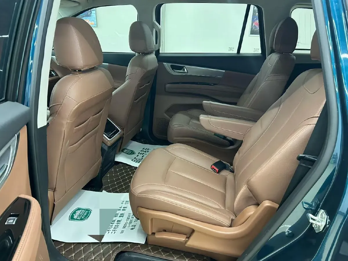 2023 HaiMa 7X 1.6T 195HP L4 6AT,autocango,china used car exporter,china ev exporter,chinese used car exporter,chinese used ev exporter