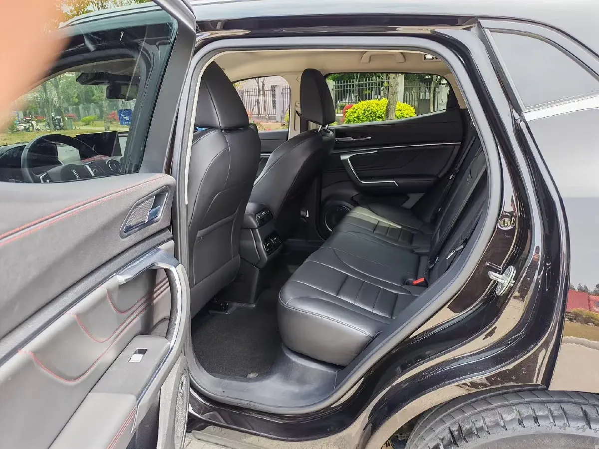 2019 WEY VV5 2.0T 224HP L4 7DCT,autocango,china used car exporter,china ev exporter,chinese used car exporter,chinese used ev exporter