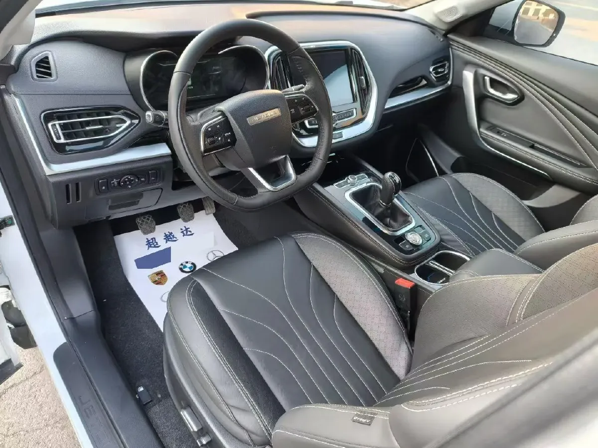 2018 Jetour X70 1.5T 147HP L4 5MT,autocango,china used car exporter,china ev exporter,chinese used car exporter,chinese used ev exporter