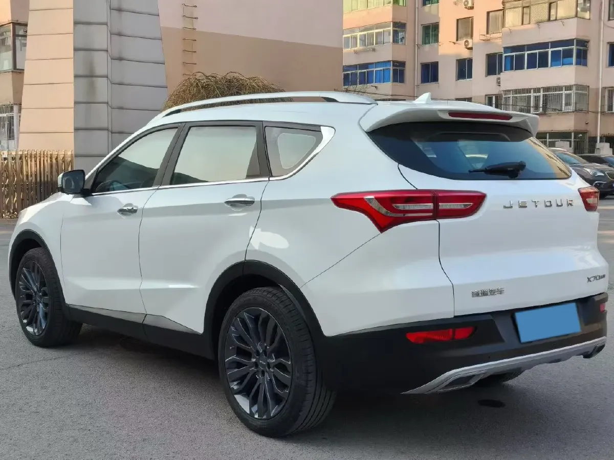 2018 Jetour X70 1.5T 147HP L4 5MT,autocango,china used car exporter,china ev exporter,chinese used car exporter,chinese used ev exporter