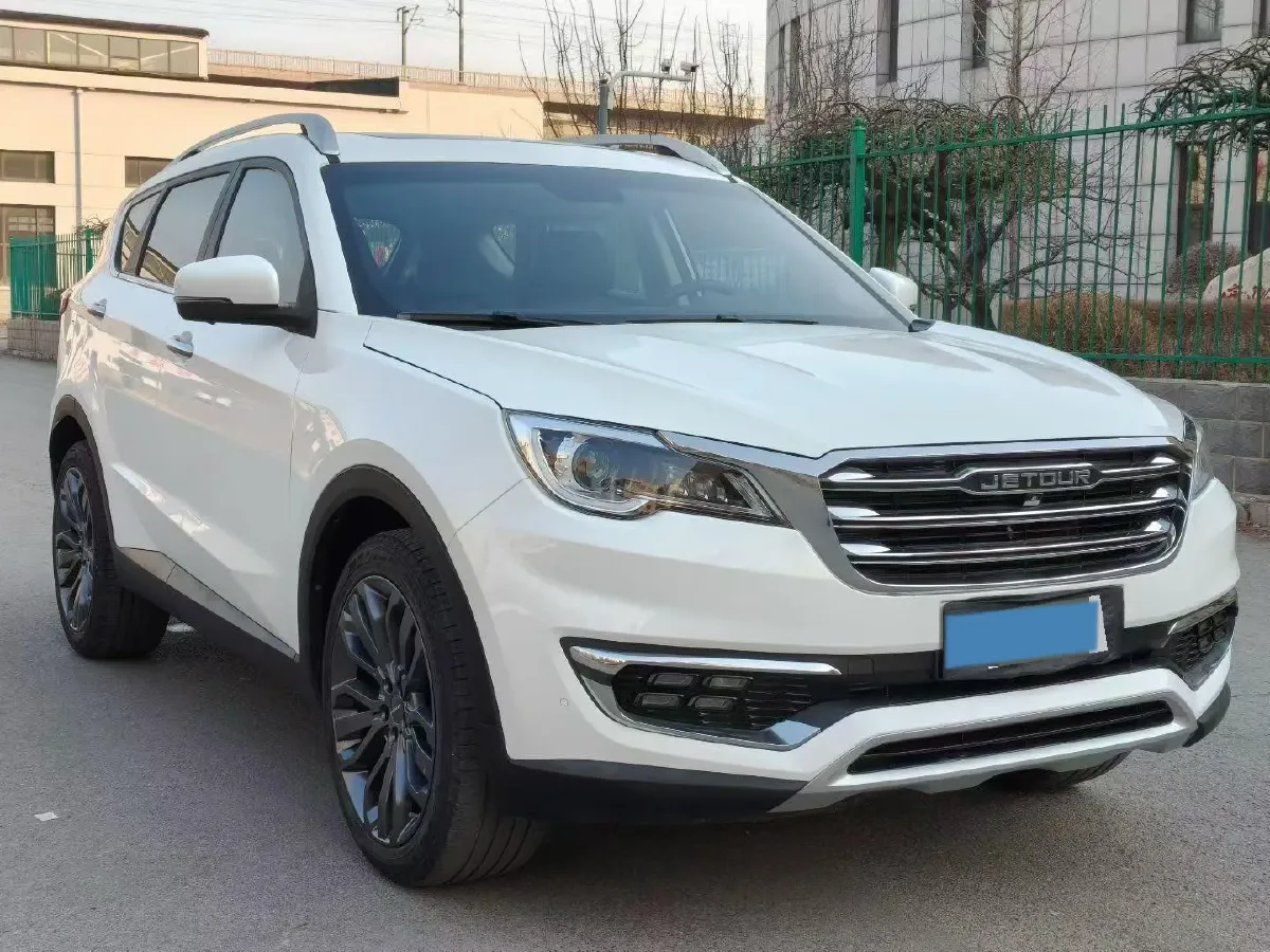 2018 Jetour X70 1.5T 147HP L4 5MT,autocango,china used car exporter,china ev exporter,chinese used car exporter,chinese used ev exporter