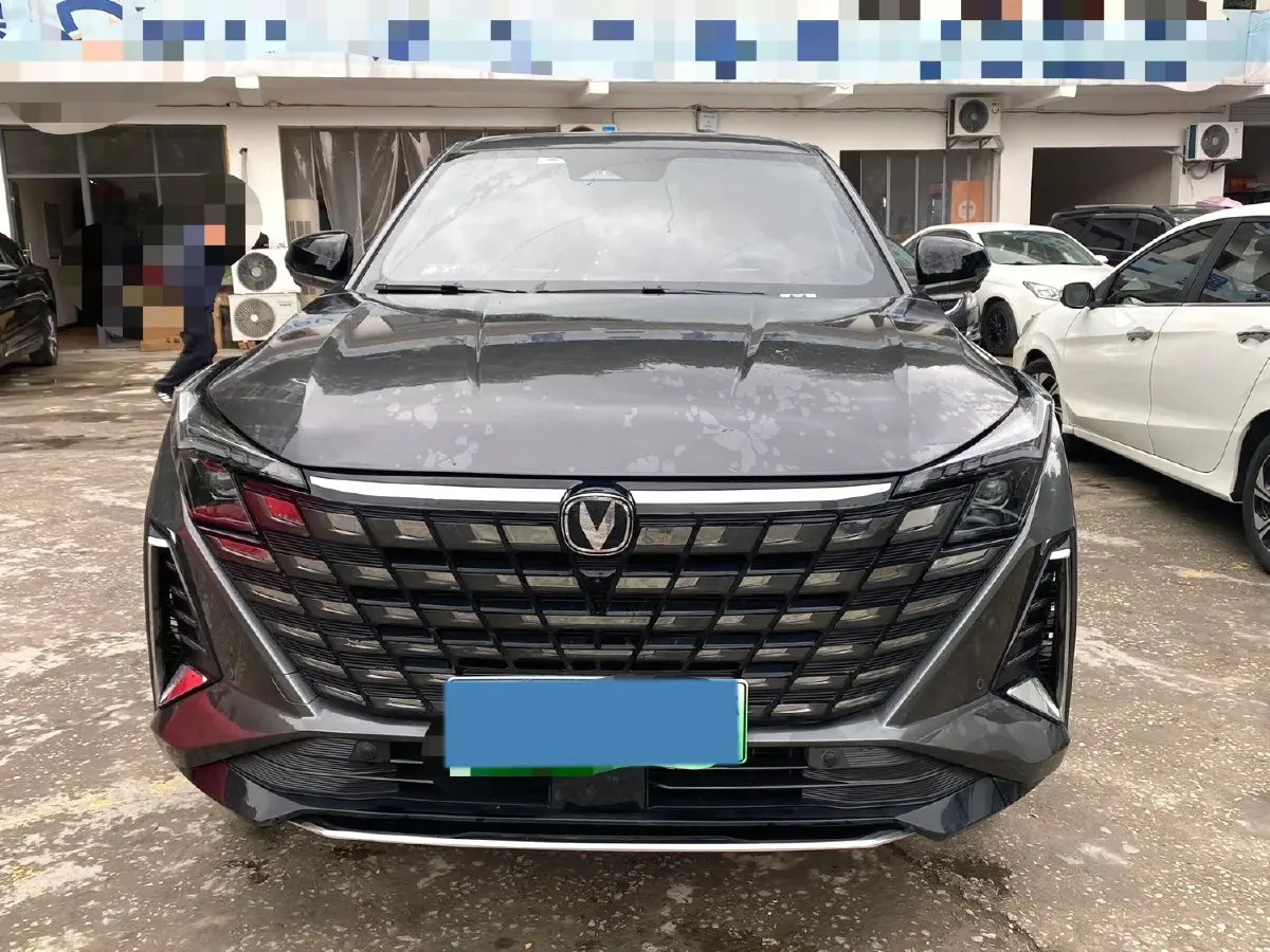 2024 ChangAn UNI-Z 1.5L 98HP L4 E-CVT PHEV 18.4KWH,autocango,china used car exporter,china ev exporter,chinese used car exporter,chinese used ev exporter