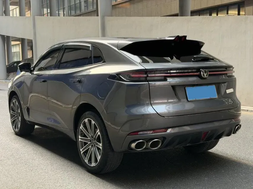 2021 ChangAn UNI-K 2.0T 233HP L4 8AT,autocango,china used car exporter,china ev exporter,chinese used car exporter,chinese used ev exporter