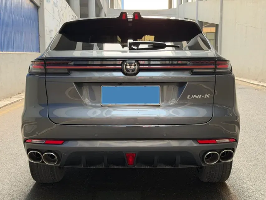 2021 ChangAn UNI-K 2.0T 233HP L4 8AT,autocango,china used car exporter,china ev exporter,chinese used car exporter,chinese used ev exporter