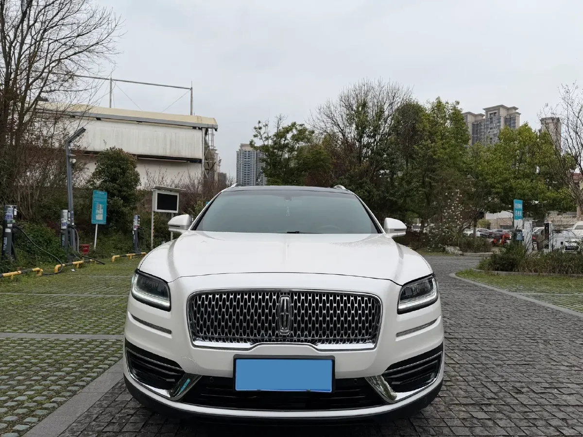 2019 Lincoln Nautilus 2.0T 224HP L4 8AT,autocango,china used car exporter,china ev exporter,chinese used car exporter,chinese used ev exporter