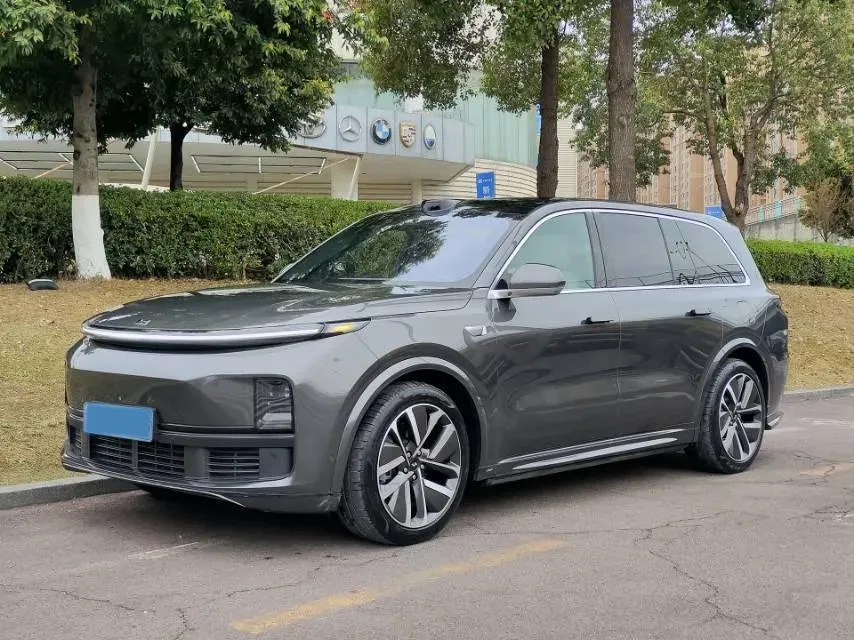 2022 Li L9 Range Extended 154HP REEV 42.6KWH,autocango,china used car exporter,china ev exporter,chinese used car exporter,chinese used ev exporter