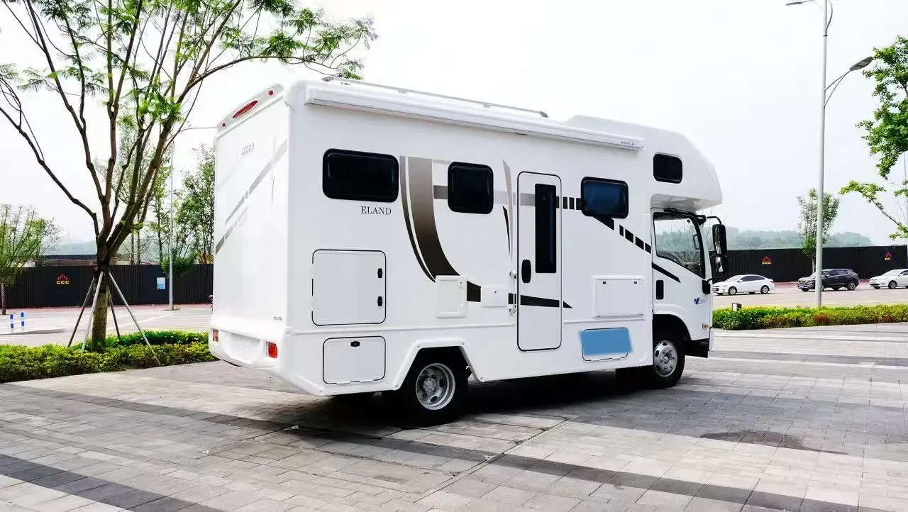 2025 Starlight T 2.8T 177HP L4 6AT,autocango,china used car exporter,china ev exporter,chinese used car exporter,chinese used ev exporter