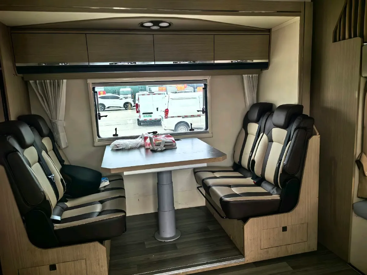 2025 Starlight T 2.8T 177HP L4 6AT,autocango,china used car exporter,china ev exporter,chinese used car exporter,chinese used ev exporter