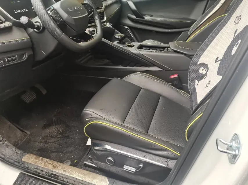 2023 LYNK&CO 06 1.5T 181HP L4 7DCT,autocango,china used car exporter,china ev exporter,chinese used car exporter,chinese used ev exporter