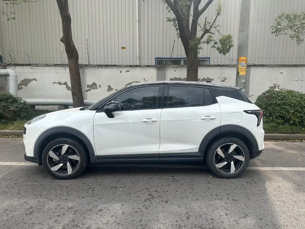 2020 LYNK&CO 06 1.5T 177HP L3 7DCT,autocango,china used car exporter,china ev exporter,chinese used car exporter,chinese used ev exporter