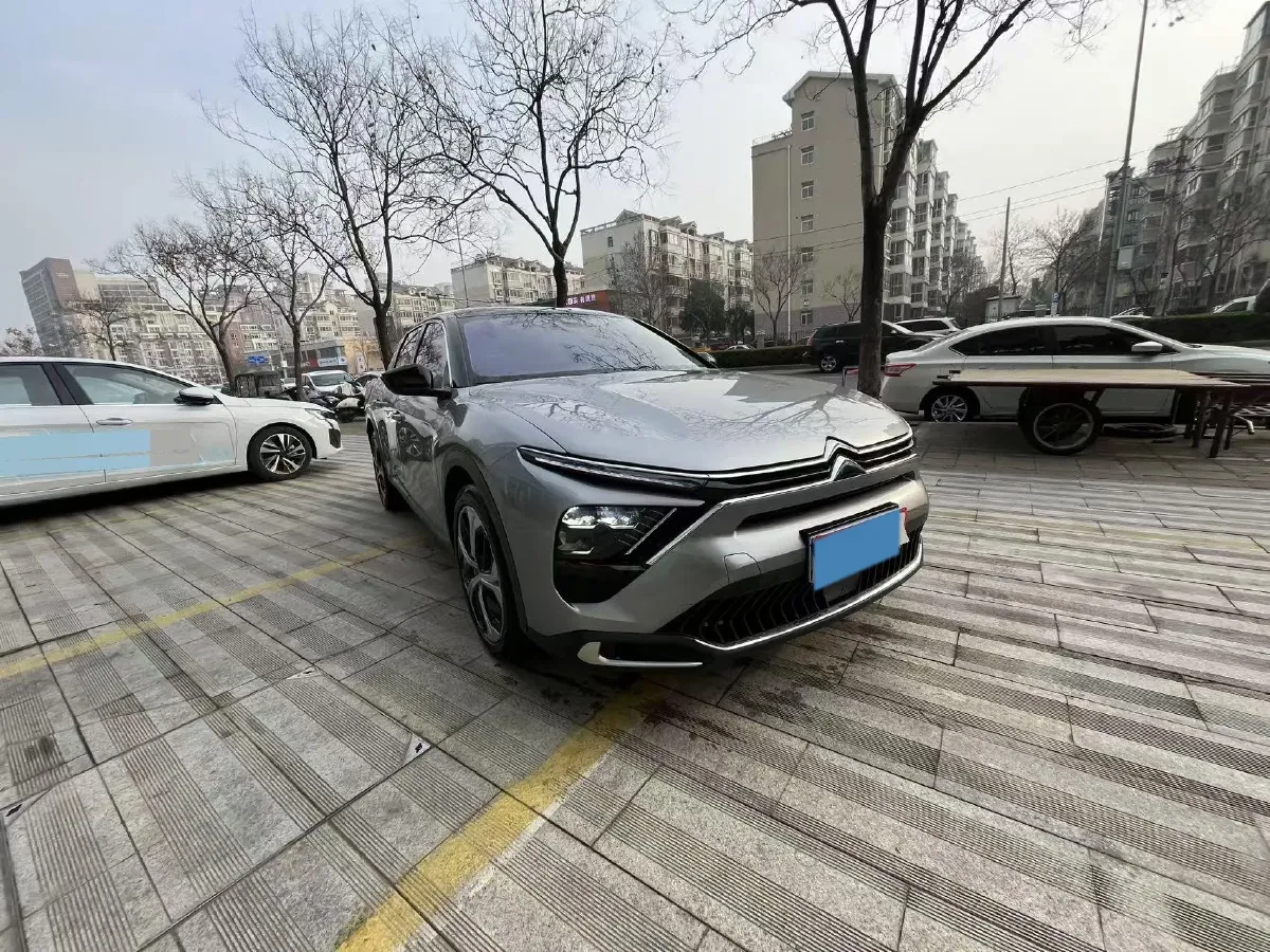 2022 Citroen C5 X 1.6T 175HP L4 8AT,autocango,china used car exporter,china ev exporter,chinese used car exporter,chinese used ev exporter