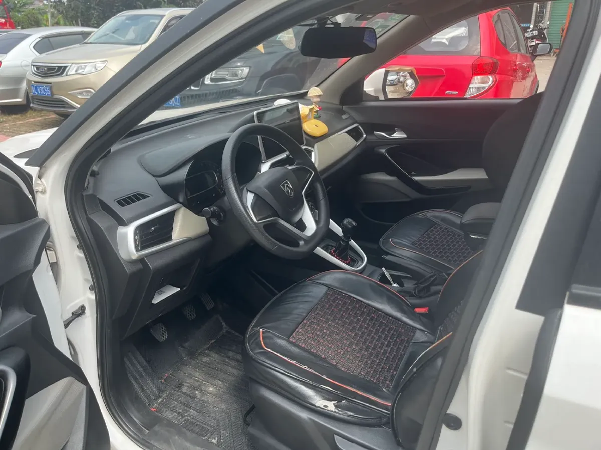 2019 BaoJun 510 1.5L 112HP L4 6MT,autocango,china used car exporter,china ev exporter,chinese used car exporter,chinese used ev exporter