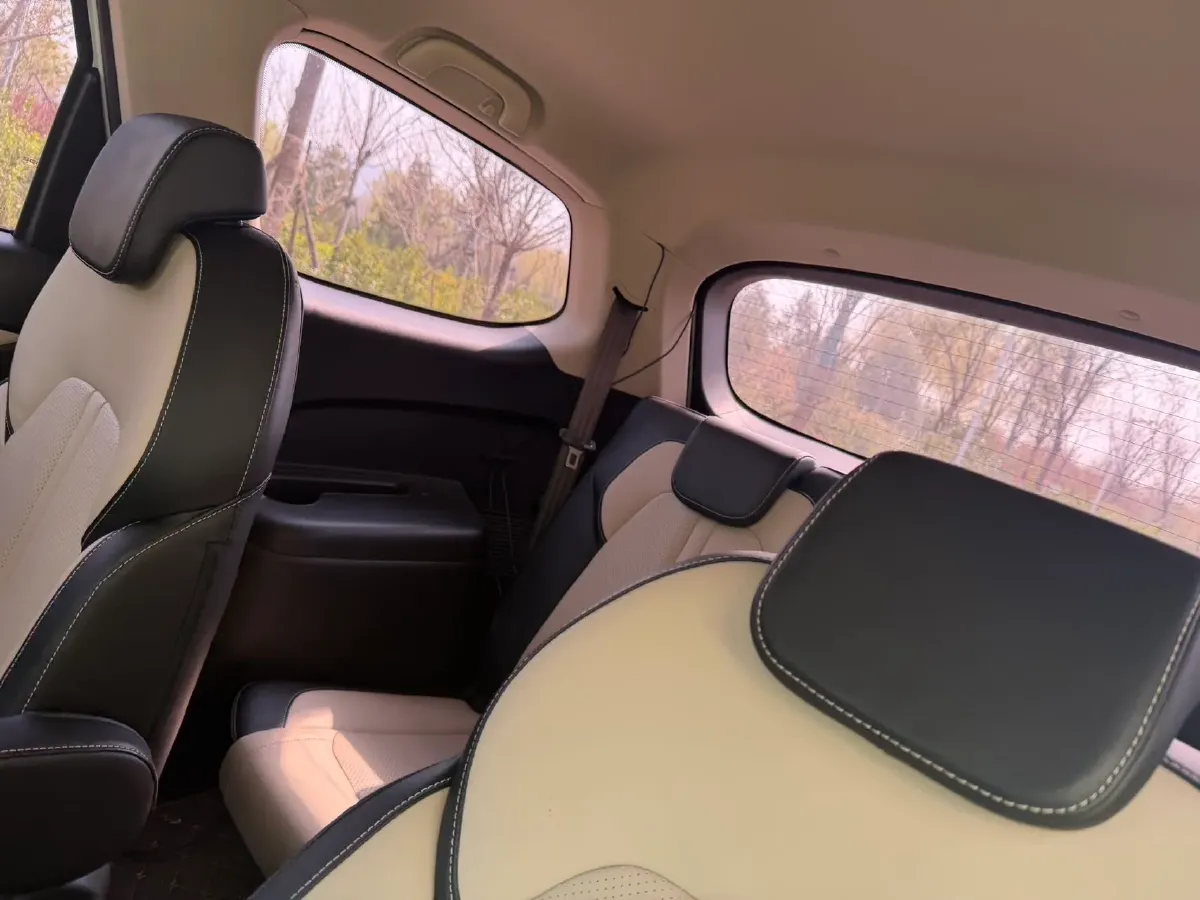 2018 BaoJun 360 1.5L 112HP L4 6MT,autocango,china used car exporter,china ev exporter,chinese used car exporter,chinese used ev exporter