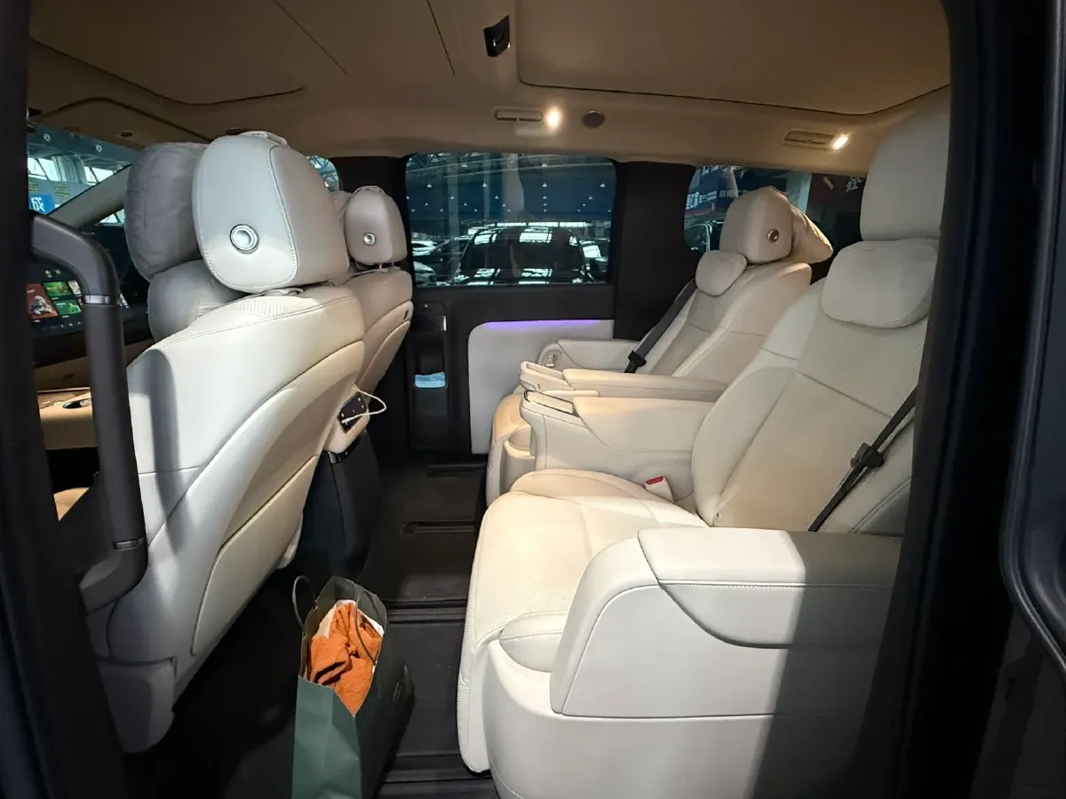 2024 Li MEGA BEV 102.7KWH,autocango,china used car exporter,china ev exporter,chinese used car exporter,chinese used ev exporter