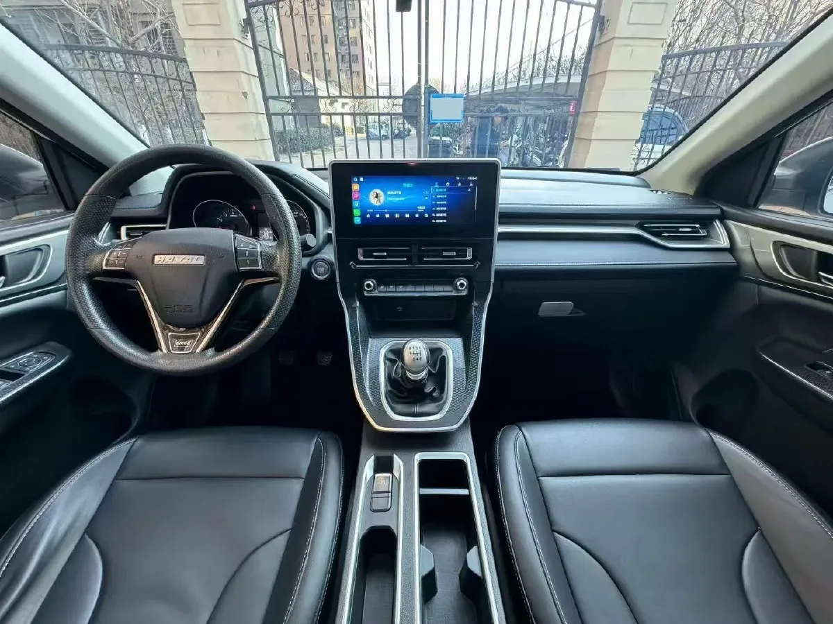 2022 ChangAn Oshan X7 Plus 1.5T 170HP L4 6MT,autocango,china used car exporter,china ev exporter,chinese used car exporter,chinese used ev exporter