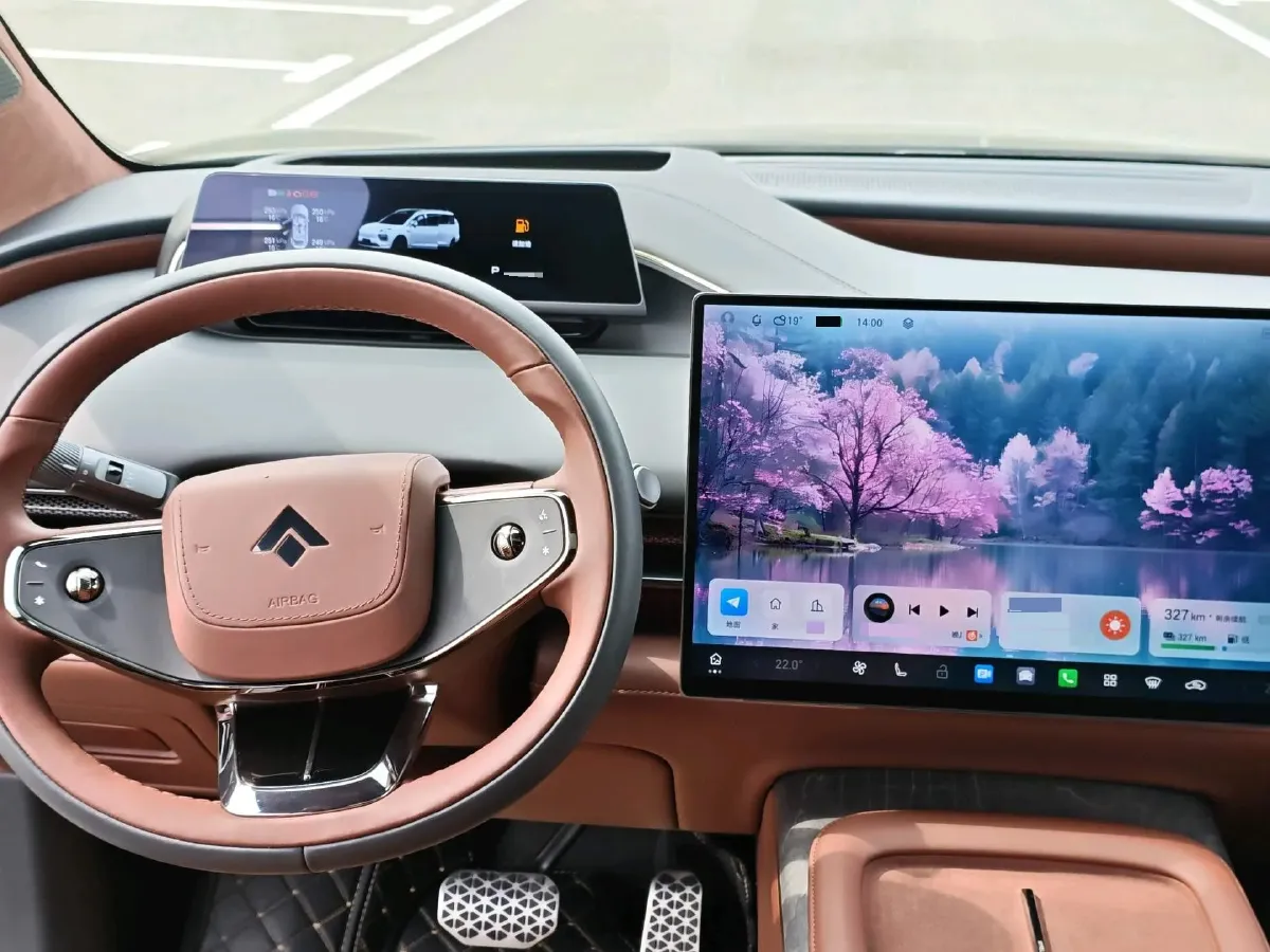 2025 HYPTEC HL Range Extended REEV,autocango,china used car exporter,china ev exporter,chinese used car exporter,chinese used ev exporter