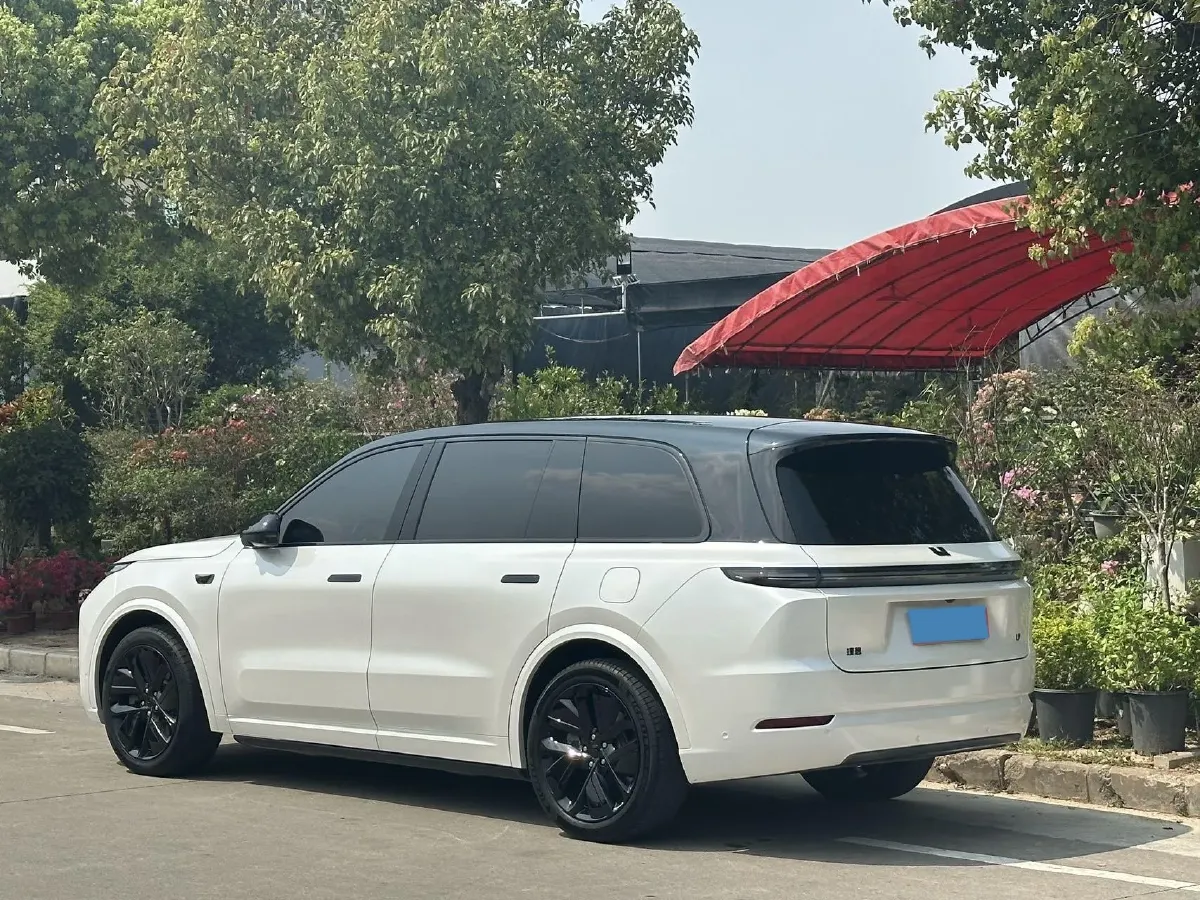 2022 Li L9 Range Extended 154HP REEV 42.6KWH,autocango,china used car exporter,china ev exporter,chinese used car exporter,chinese used ev exporter