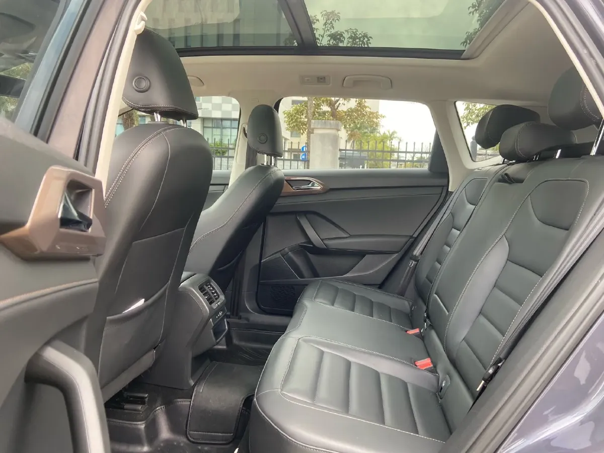 2021 Volkswagen Tharu 1.4T 150HP L4 7DCT,autocango,china used car exporter,china ev exporter,chinese used car exporter,chinese used ev exporter