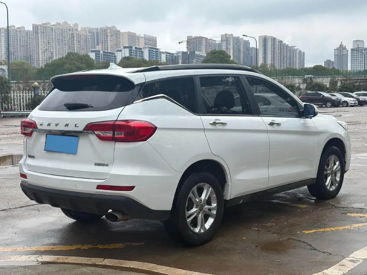 2017 Haval M6 1.5T 150HP L4 6AT,autocango,china used car exporter,china ev exporter,chinese used car exporter,chinese used ev exporter