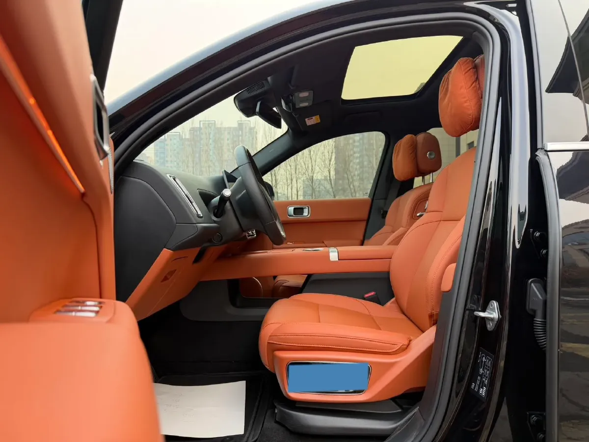 2024 Li L8 Range Extended 154HP REEV 42.8KWH,autocango,china used car exporter,china ev exporter,chinese used car exporter,chinese used ev exporter